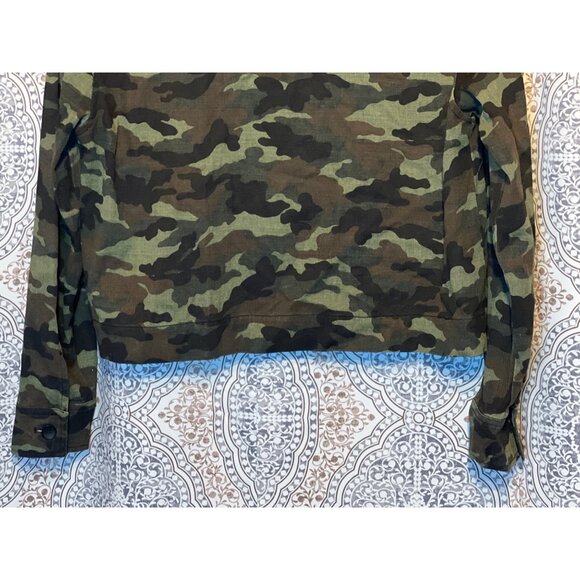 John + Jenn Womens Camo Jacket Size M Button-Up - Picture 8 of 11